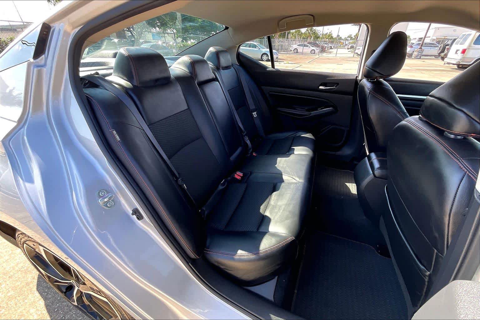 Used 2024 Nissan Altima 2.5 SR FWD image 24