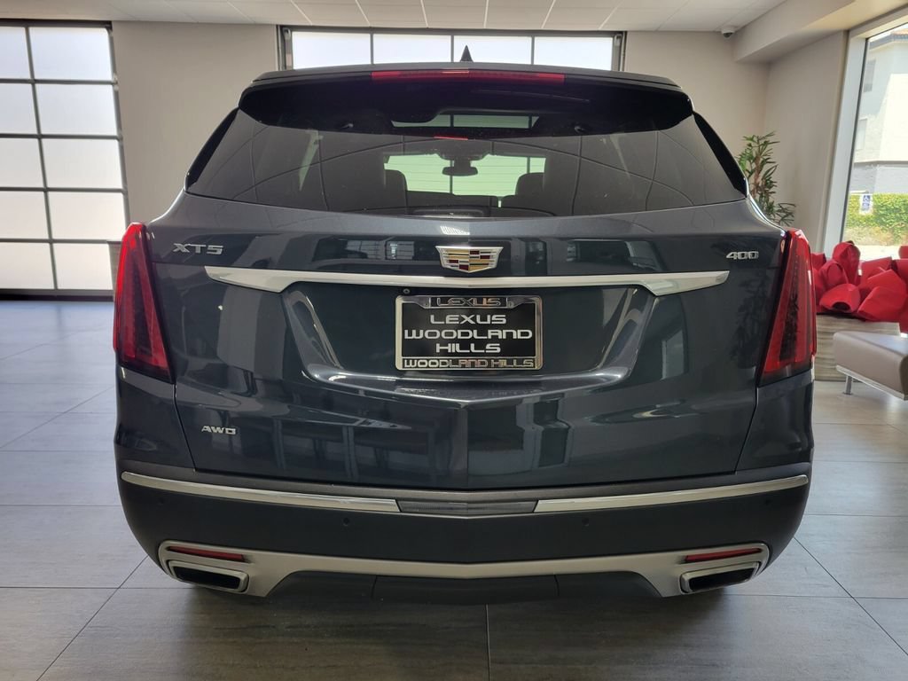 Used 2020 Cadillac XT5 Premium Luxury w/ LPO, Floor Liner Package AWD/4WD image 4