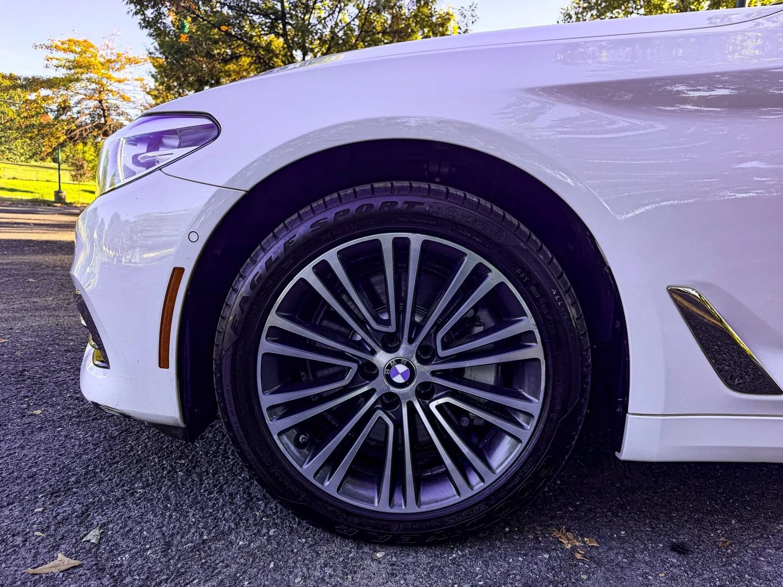 Used 2017 BMW 530i xDrive AWD/4WD image 40