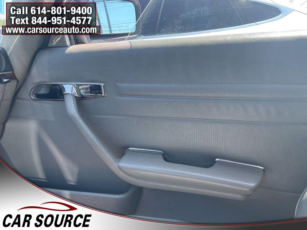 Used 1989 Mercedes-Benz 560 SL image 24