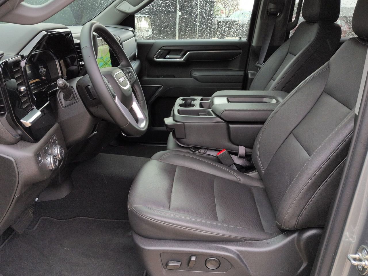 Certified 2026 GMC Sierra 1500 SLT image 19