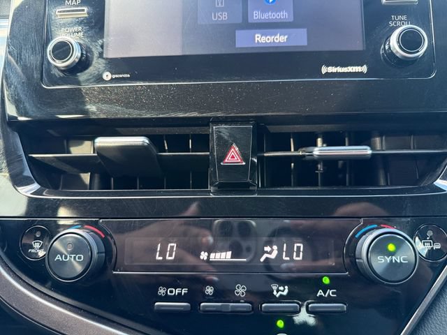 Used 2022 Toyota Camry SE FWD image 5