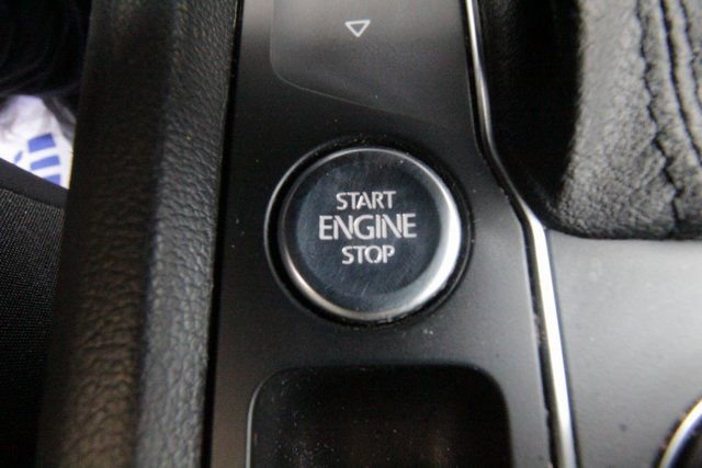 Used 2018 Volkswagen Atlas SEL image 37