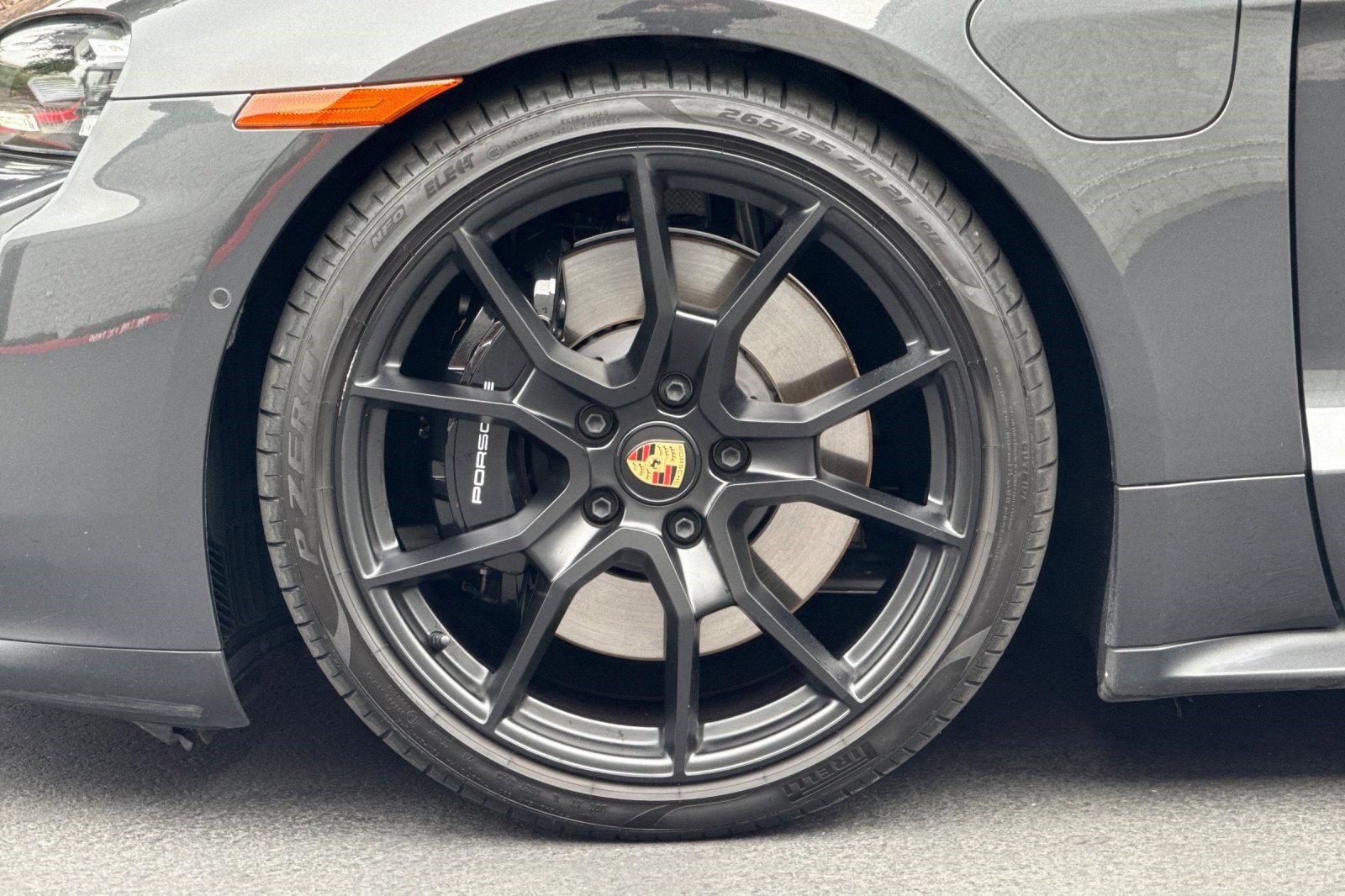 Used 2023 Porsche Taycan GTS image 36