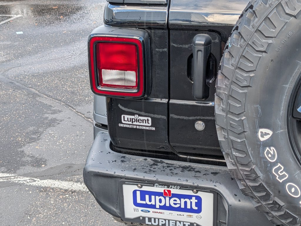 Used 2020 Jeep Wrangler Unlimited Sport AWD/4WD image 6