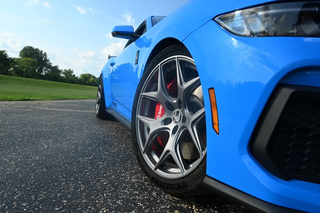 New 2025 Ford Mustang GT Premium w/ GT Performance Package RWD image 9