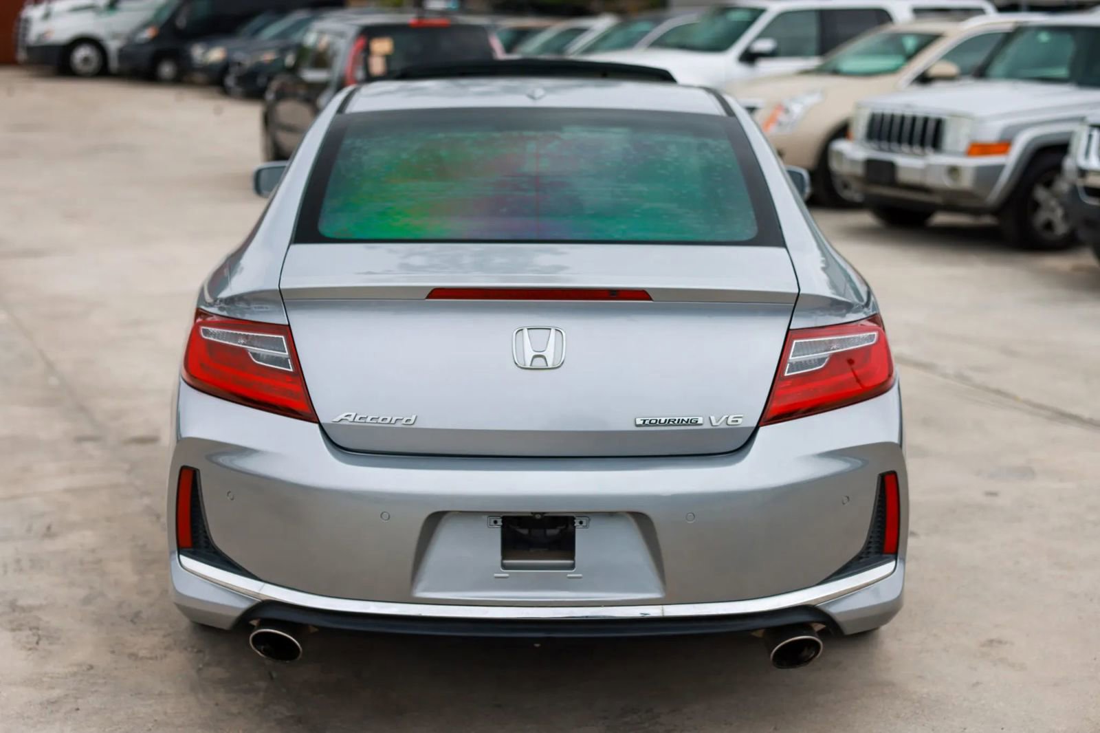 Used 2016 Honda Accord Touring image 6