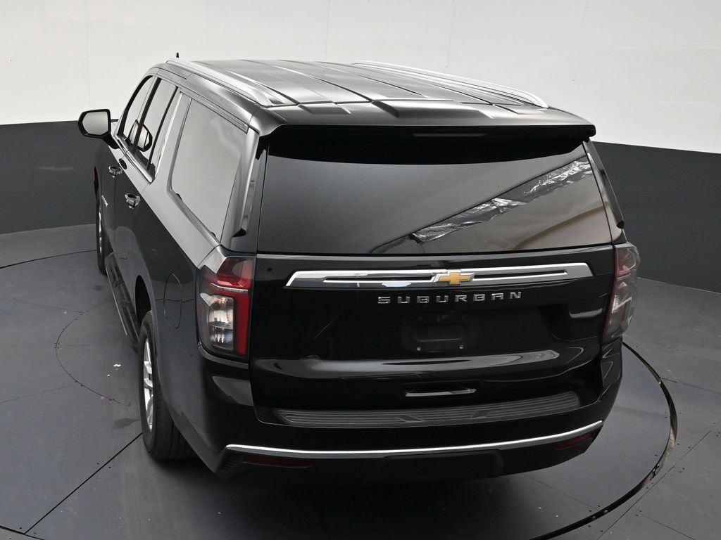 Used 2024 Chevrolet Suburban LS RWD image 31