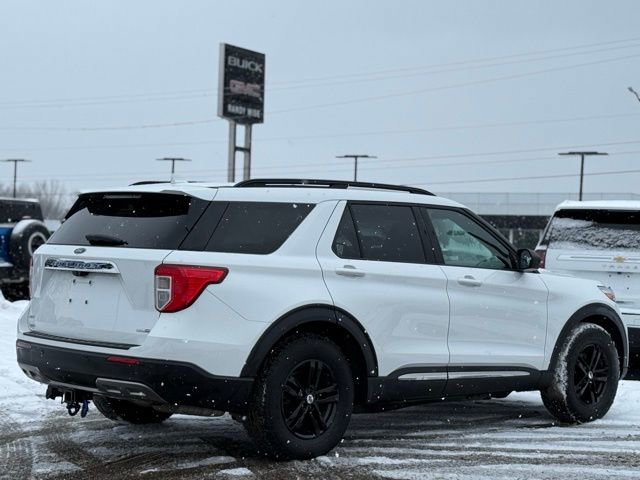 Used 2020 Ford Explorer XLT w/ Equipment Group 202A image 35