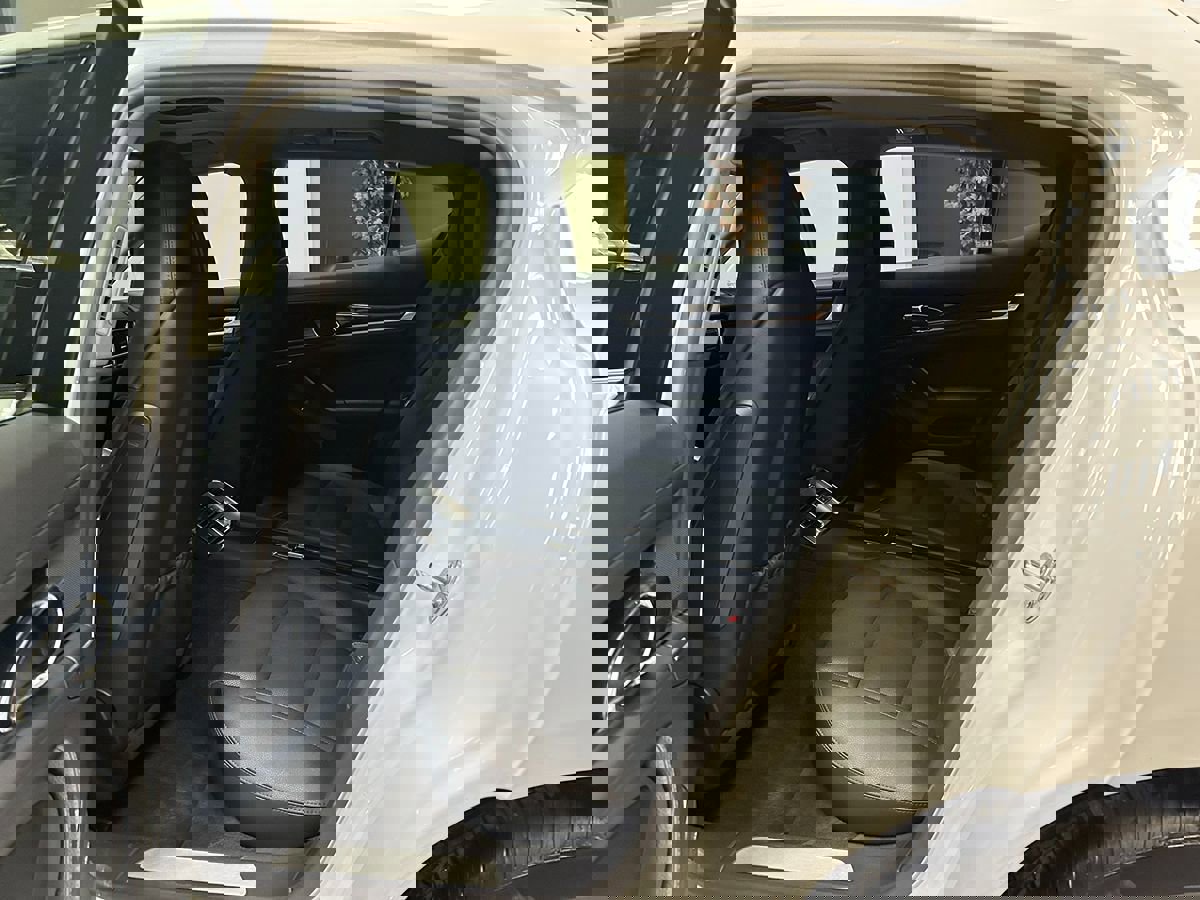 Used 2012 Porsche Panamera 4 image 46