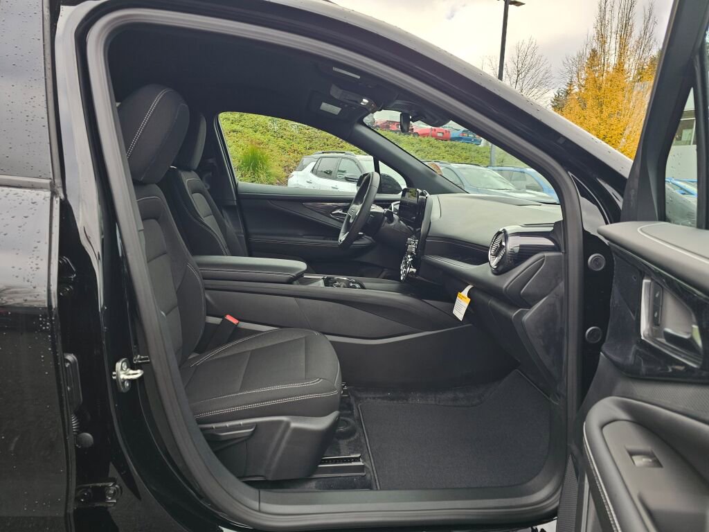 New 2026 Chevrolet Blazer EV LT w/ Midnight/Sport Edition image 30