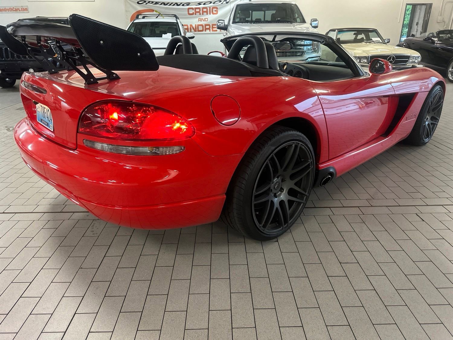Used 2003 Dodge Viper SRT-10 RWD image 4