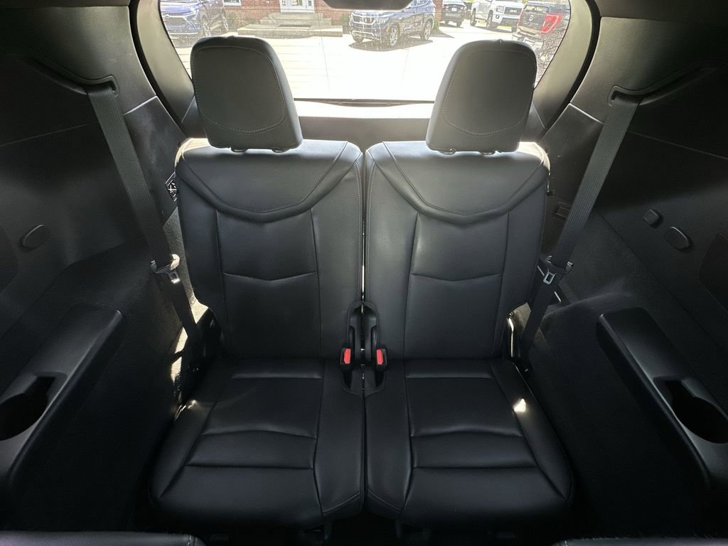 Used 2024 Cadillac XT6 Sport w/ LPO, ONYX Package AWD/4WD image 24