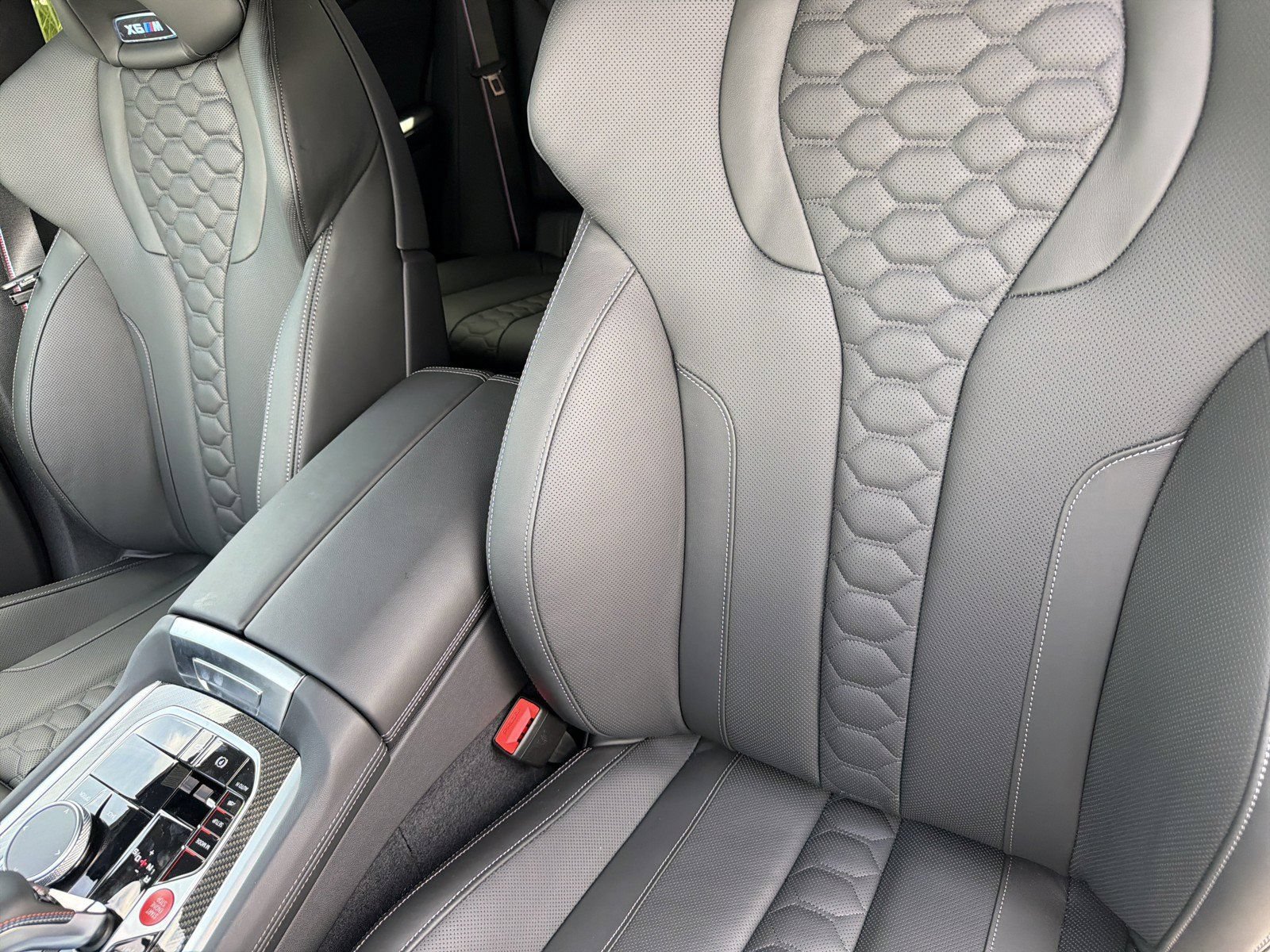 New 2027 BMW X6 M Competition w/ Executive Package AWD/4WD image 24