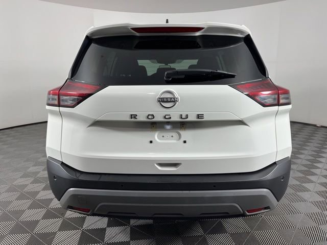 Used 2023 Nissan Rogue S FWD image 10