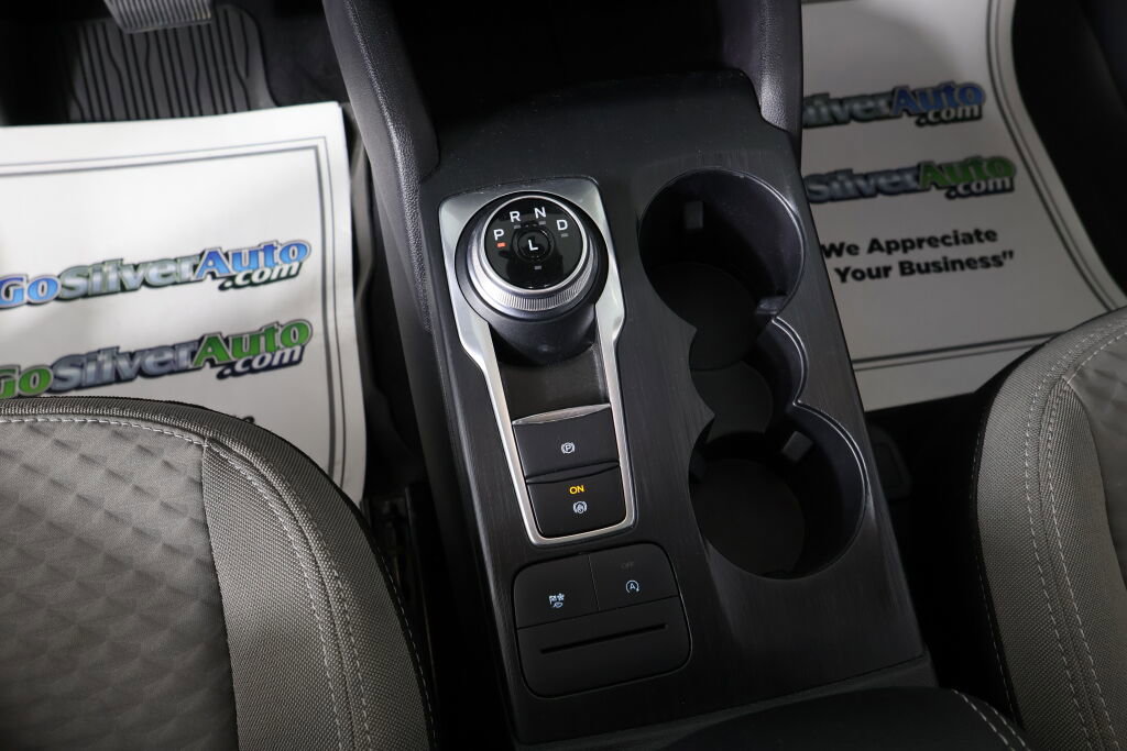 Used 2022 Ford Escape SE w/ SE Sport Appearance Package image 38