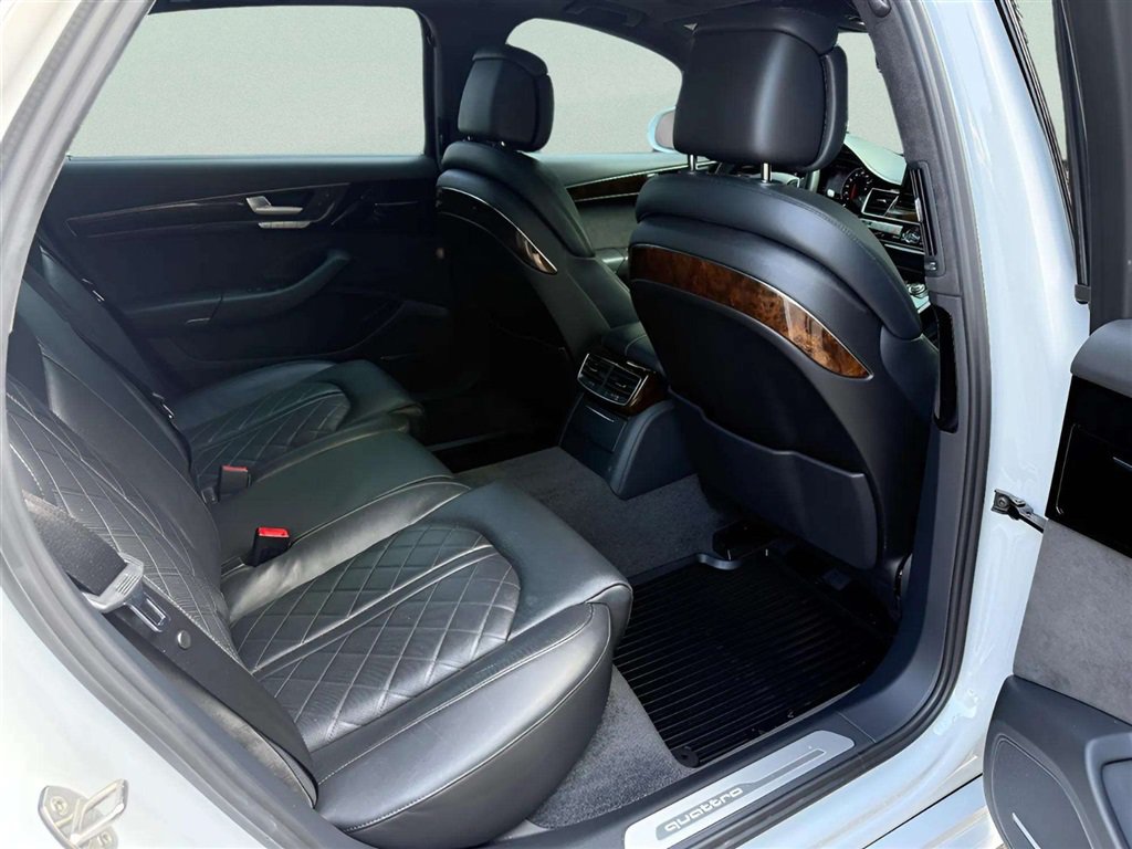 Used 2018 Audi A8 L 4.0T AWD/4WD image 22