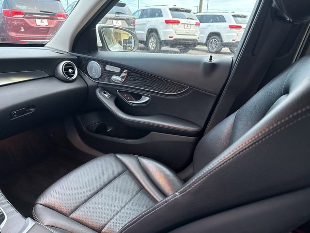 Used 2015 Mercedes-Benz C 300 4MATIC Sedan image 15