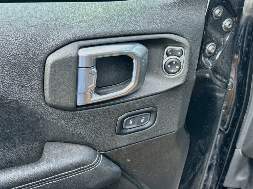 Certified 2023 Jeep Wrangler Unlimited Sahara w/ Cold Weather Group AWD/4WD image 19