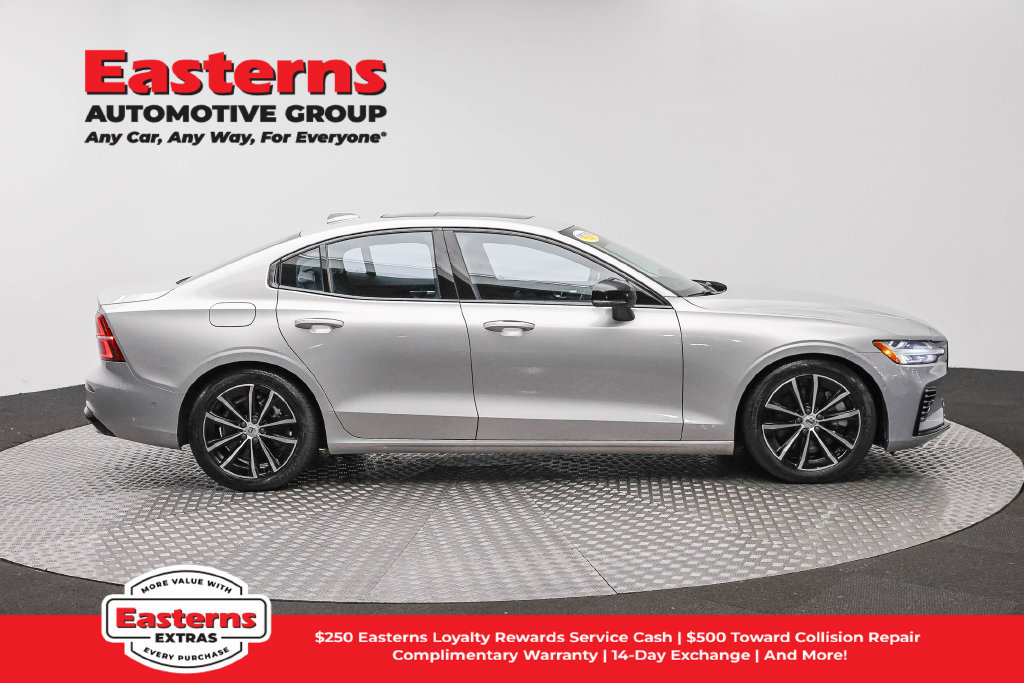 Used 2023 Volvo S60 T8 Plus AWD/4WD image 5