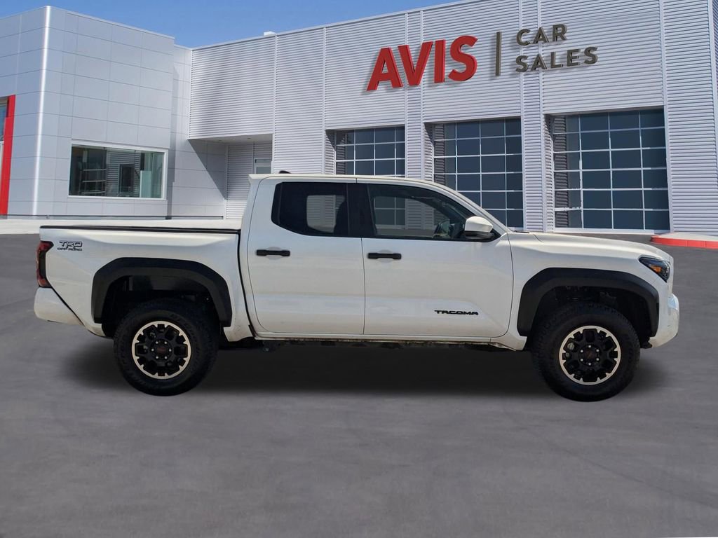 Used 2025 Toyota Tacoma TRD Off-Road image 7