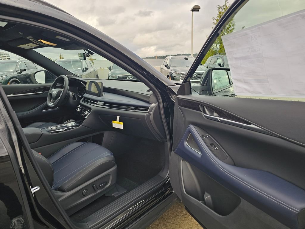 New 2026 INFINITI QX60 Sport image 12