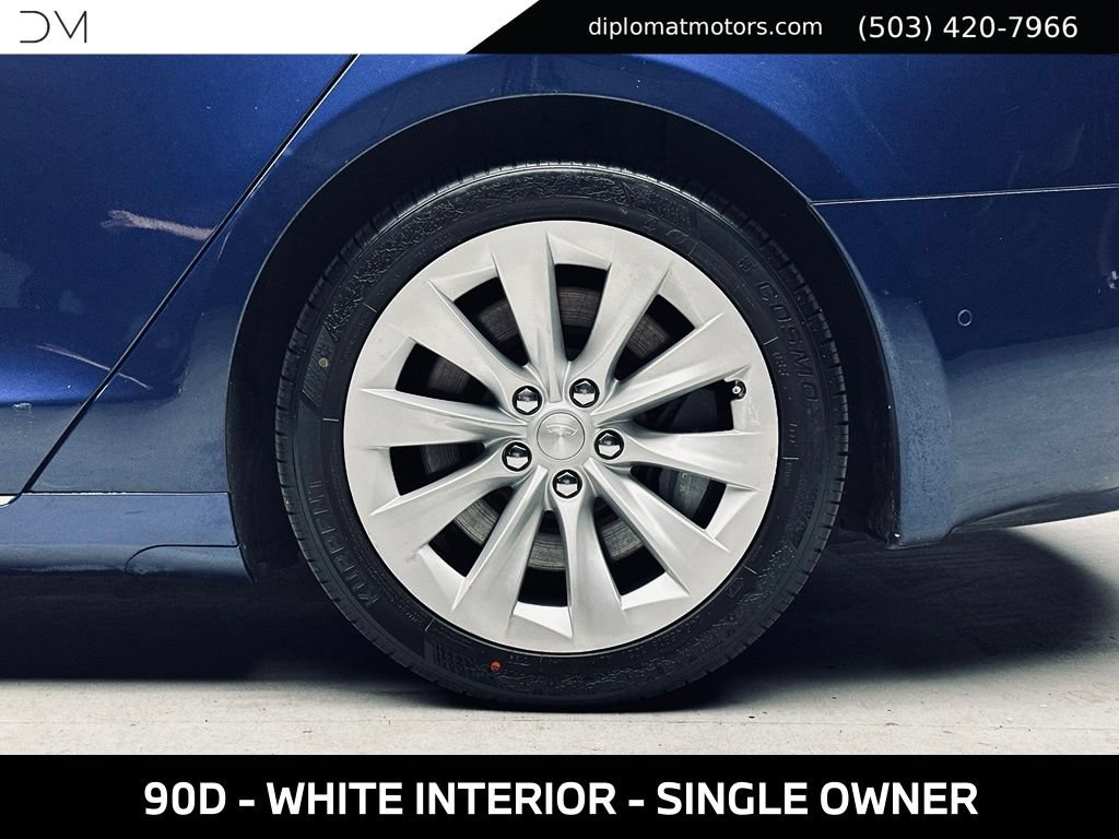 Used 2017 Tesla Model S 90D AWD/4WD image 38