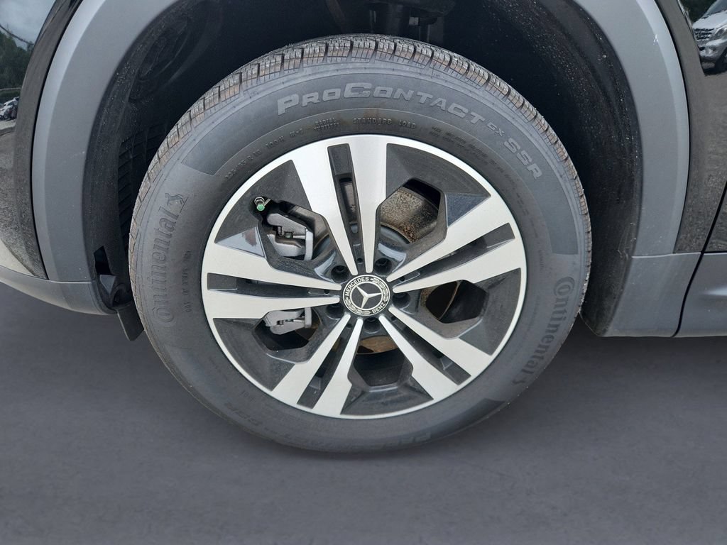 Certified 2025 Mercedes-Benz GLB 250 4MATIC image 8