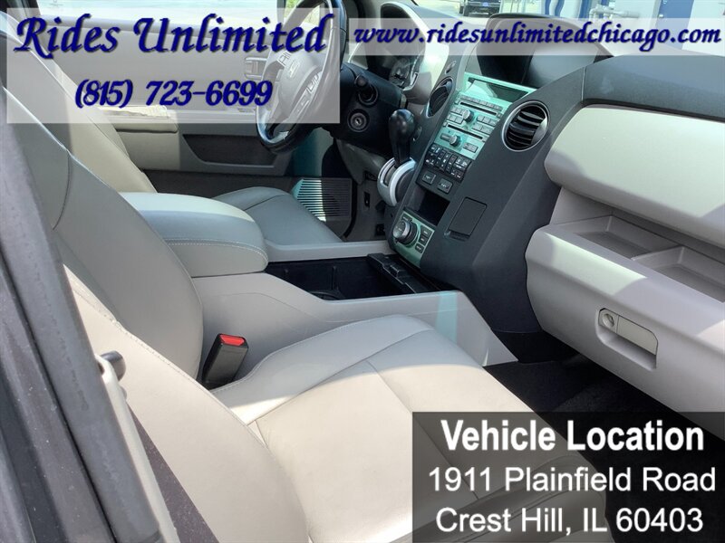 Used 2011 Honda Pilot Touring image 23