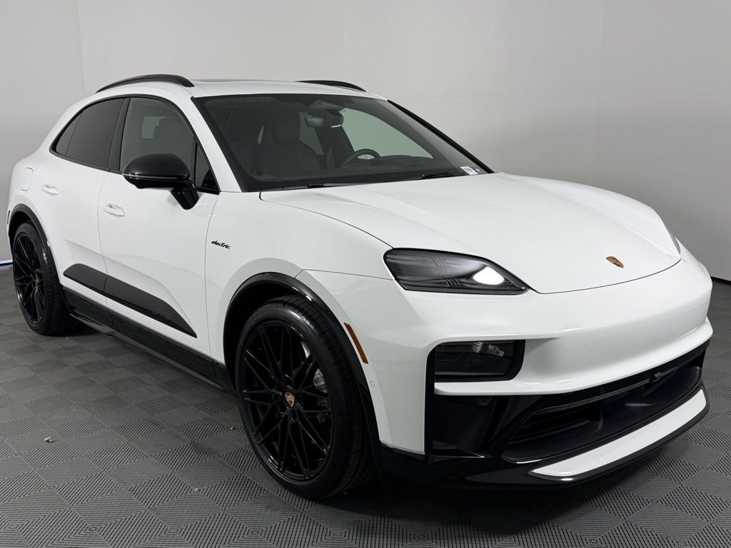 New 2026 Porsche Macan GTS Electric image 9