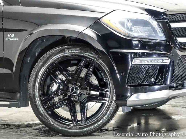 Used 2013 Mercedes-Benz GL 63 AMG 4MATIC image 3