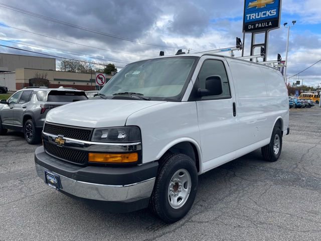 New 2025 Chevrolet Express 2500 Work Van w/ Driver Convenience Package image 15