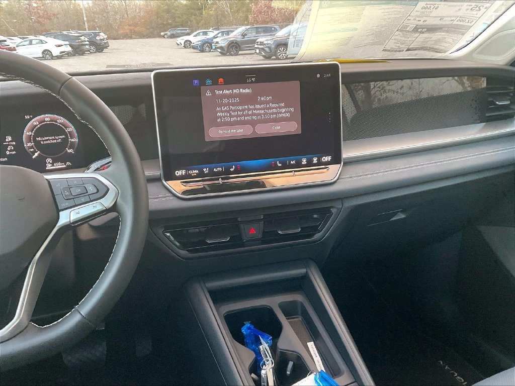 Used 2026 Volkswagen Tiguan SE AWD/4WD image 13