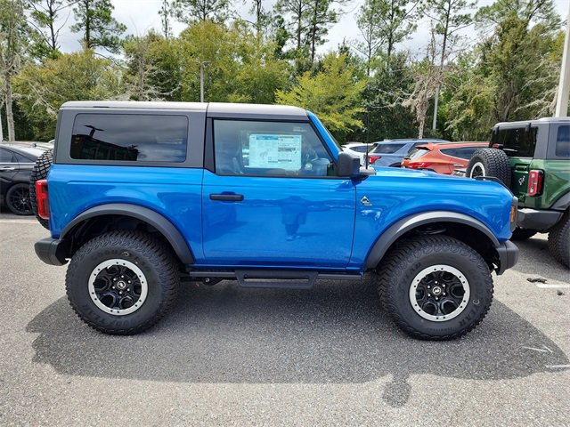 New 2024 Ford Bronco Black Diamond w/ Sasquatch Package AWD/4WD image 2