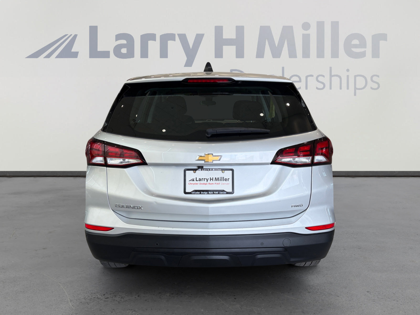 Used 2022 Chevrolet Equinox LS AWD/4WD image 4