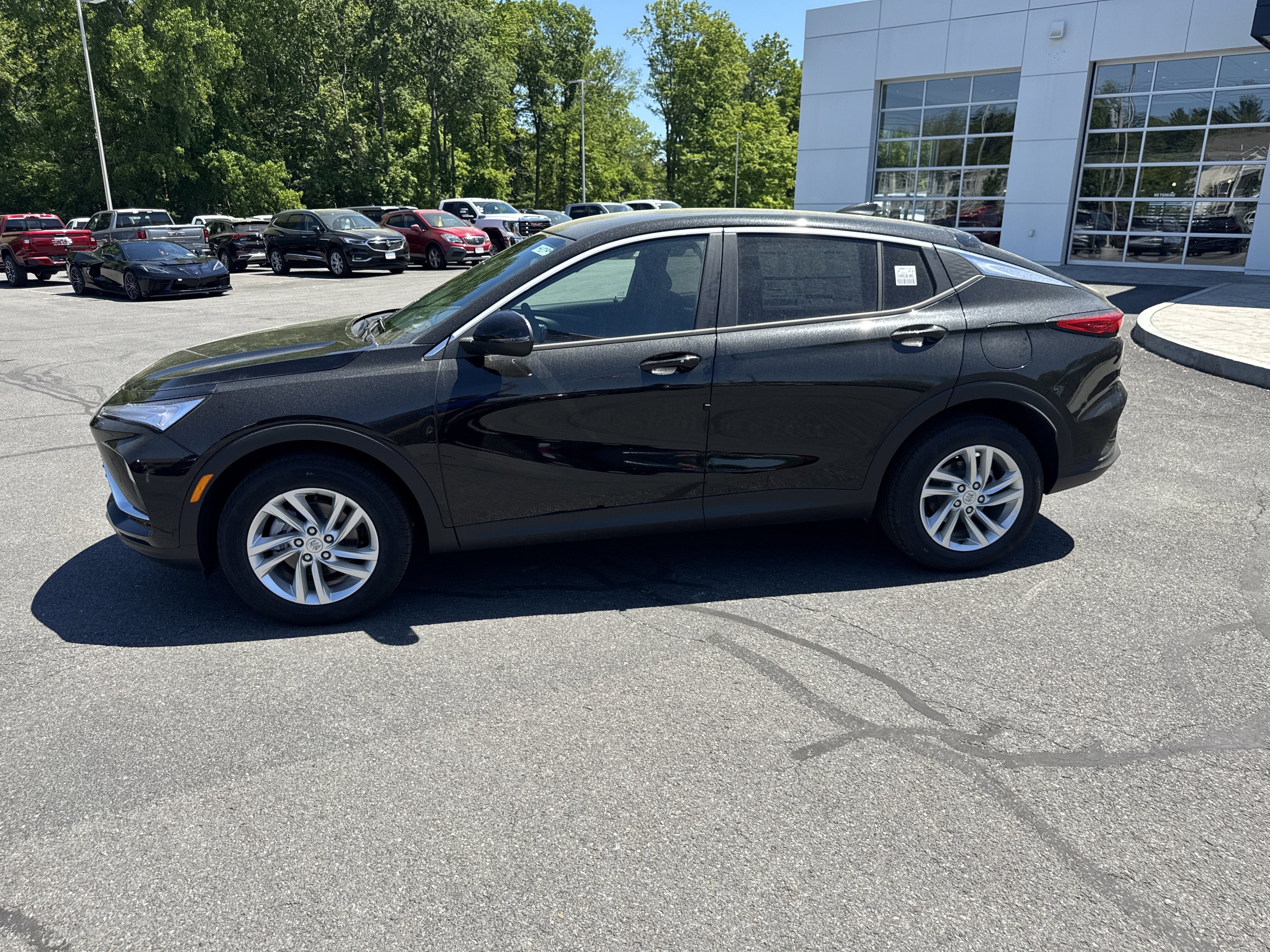 New 2026 Buick Envista Preferred w/ Convenience I Package FWD image 2