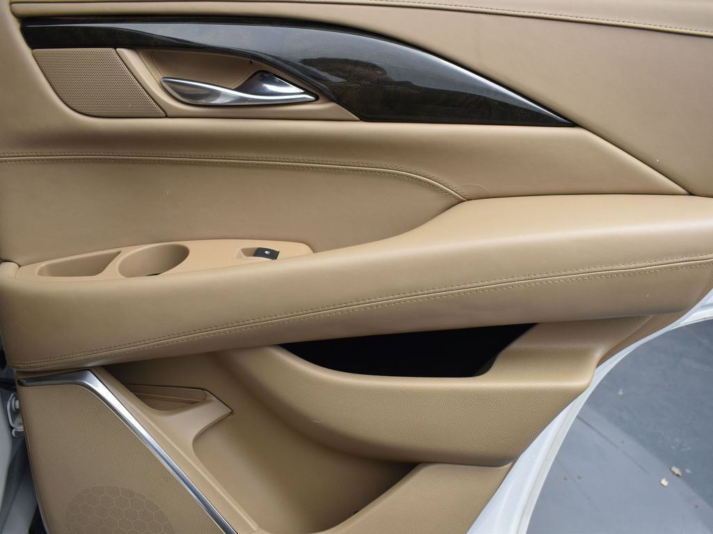Used 2019 Cadillac Escalade Platinum image 31