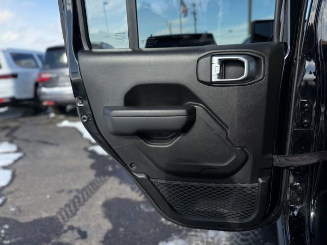 Used 2024 Jeep Gladiator Mojave w/ Convenience Group image 14