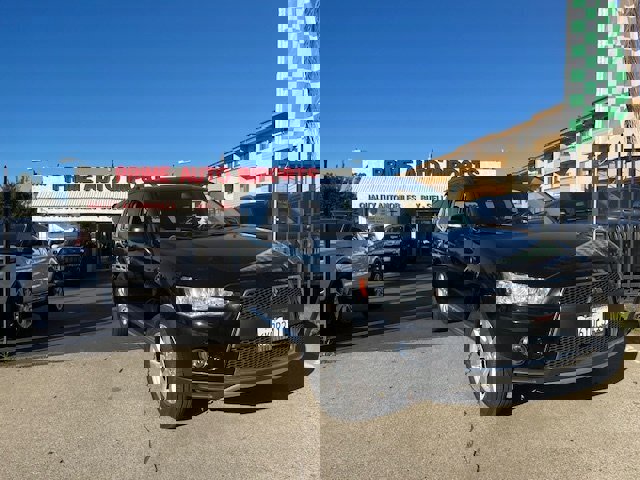 Used 2012 Mitsubishi Outlander GT image 1