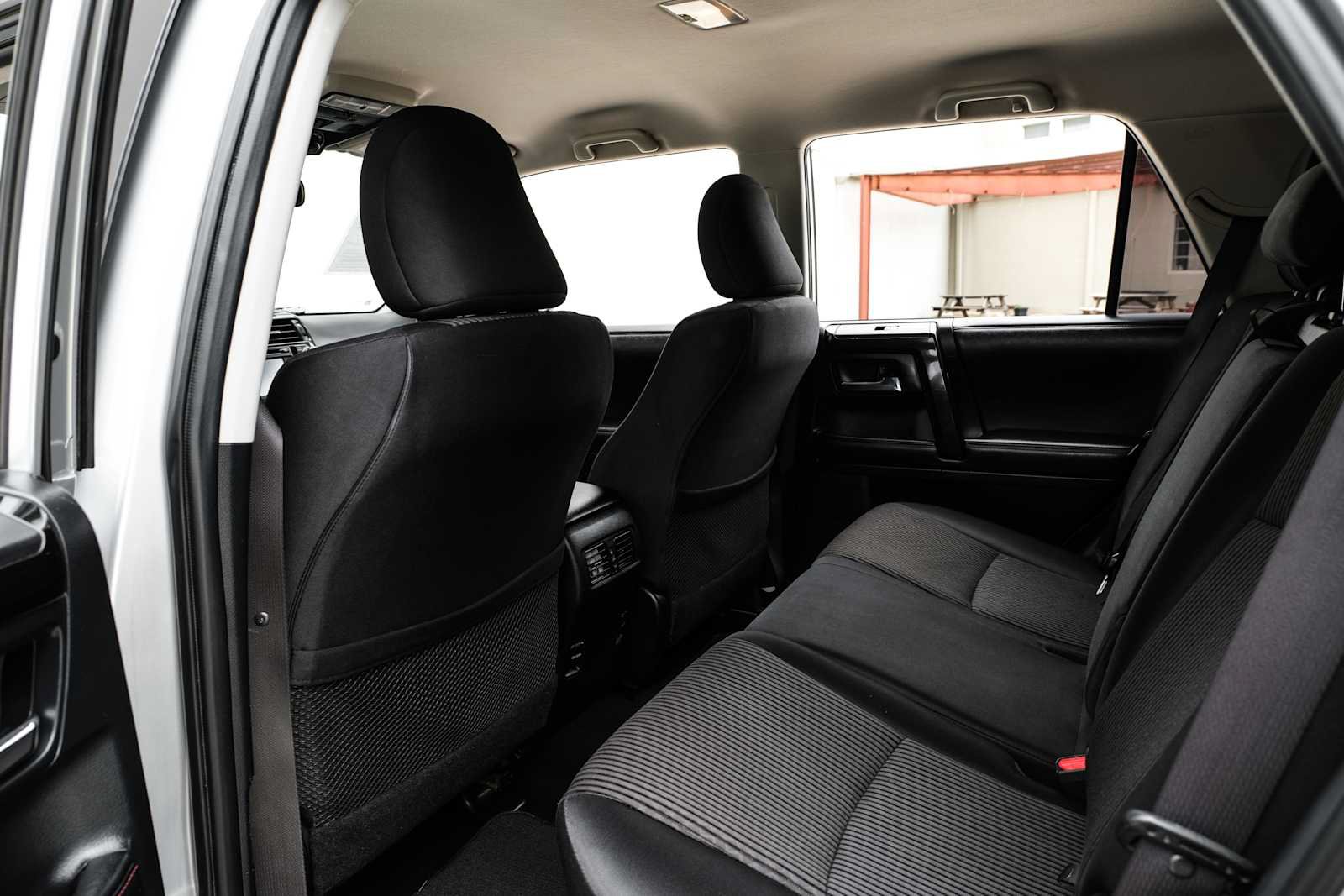 Used 2015 Toyota 4Runner Trail AWD/4WD image 38