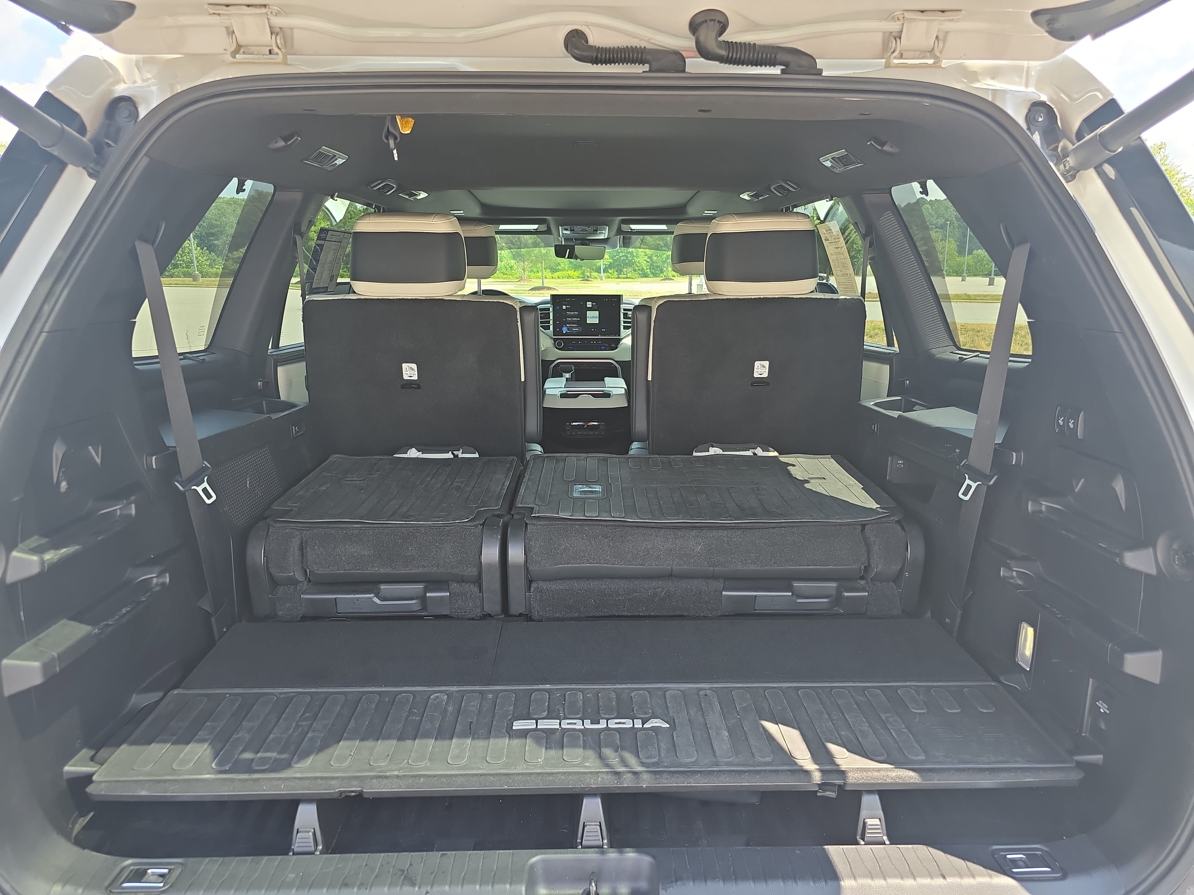 Used 2023 Toyota Sequoia Capstone AWD/4WD image 12