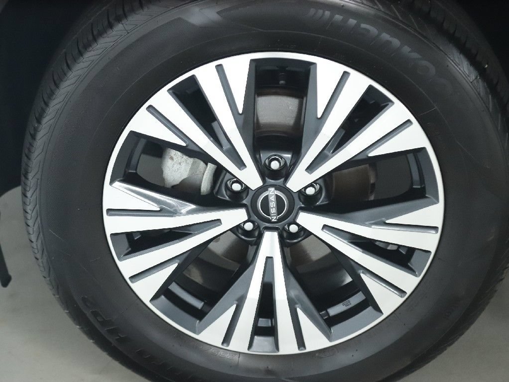 Certified 2023 Nissan Rogue SV w/ SV Premium B Package AWD/4WD image 38