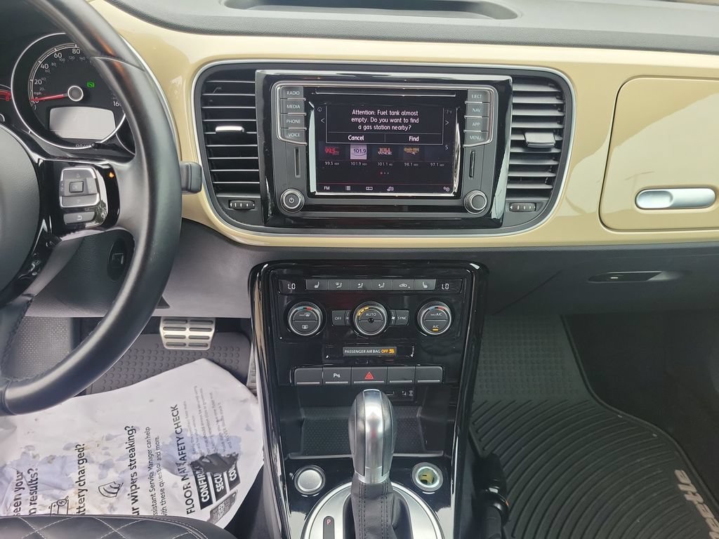 Used 2019 Volkswagen Beetle 2.0T Final Edition SEL FWD image 25