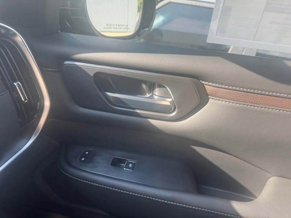 New 2026 Nissan Armada SL image 31