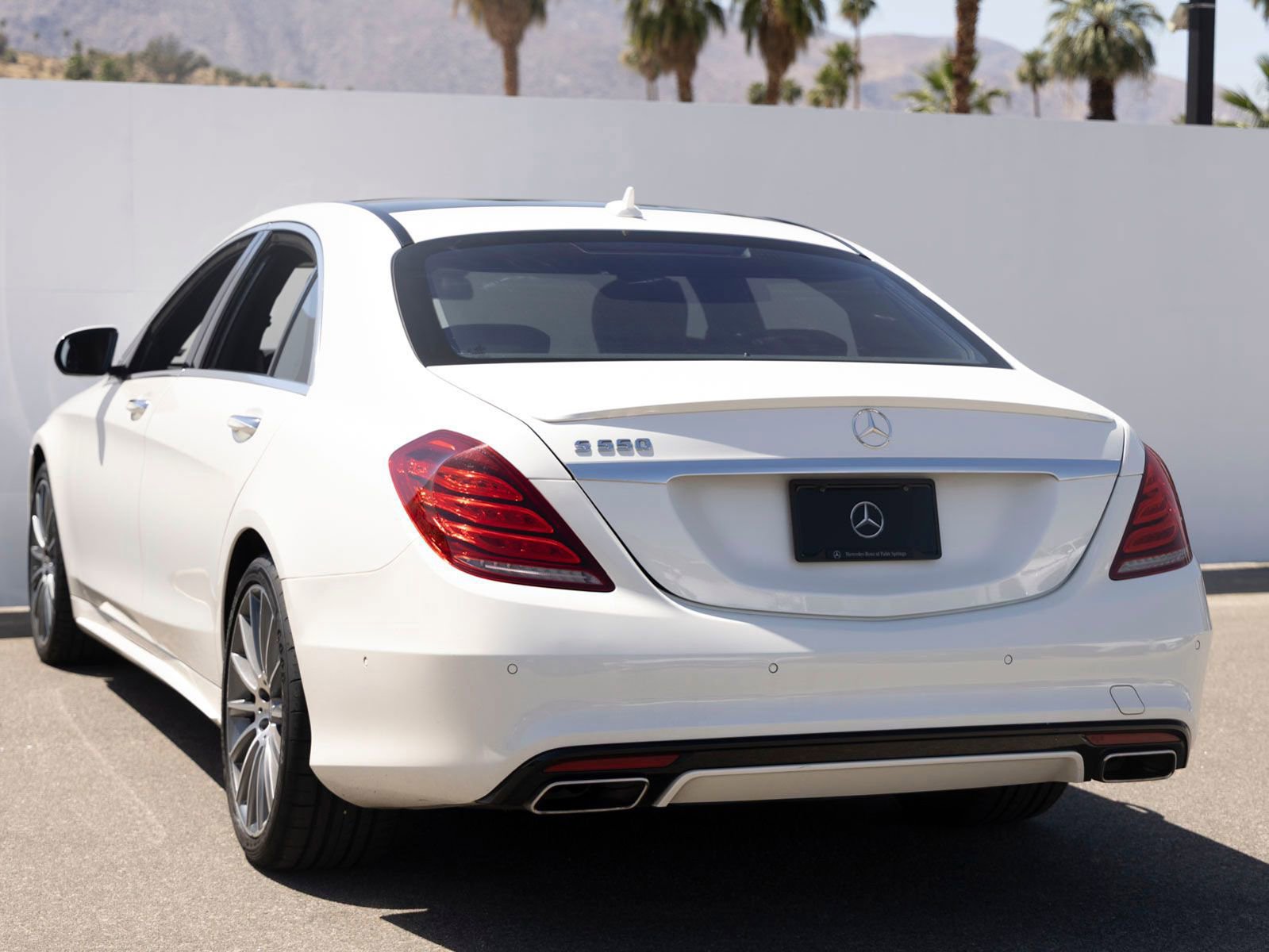 Used 2017 Mercedes-Benz S 550 Sedan image 7