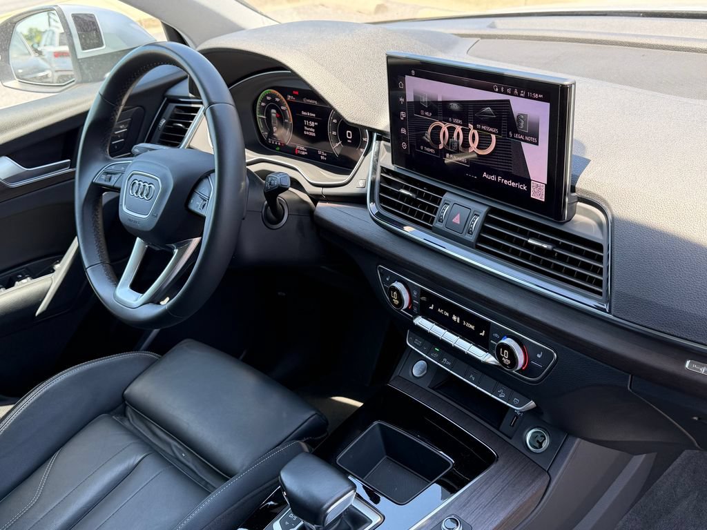 Used 2023 Audi Q5 e Premium w/ Convenience Package AWD/4WD image 13