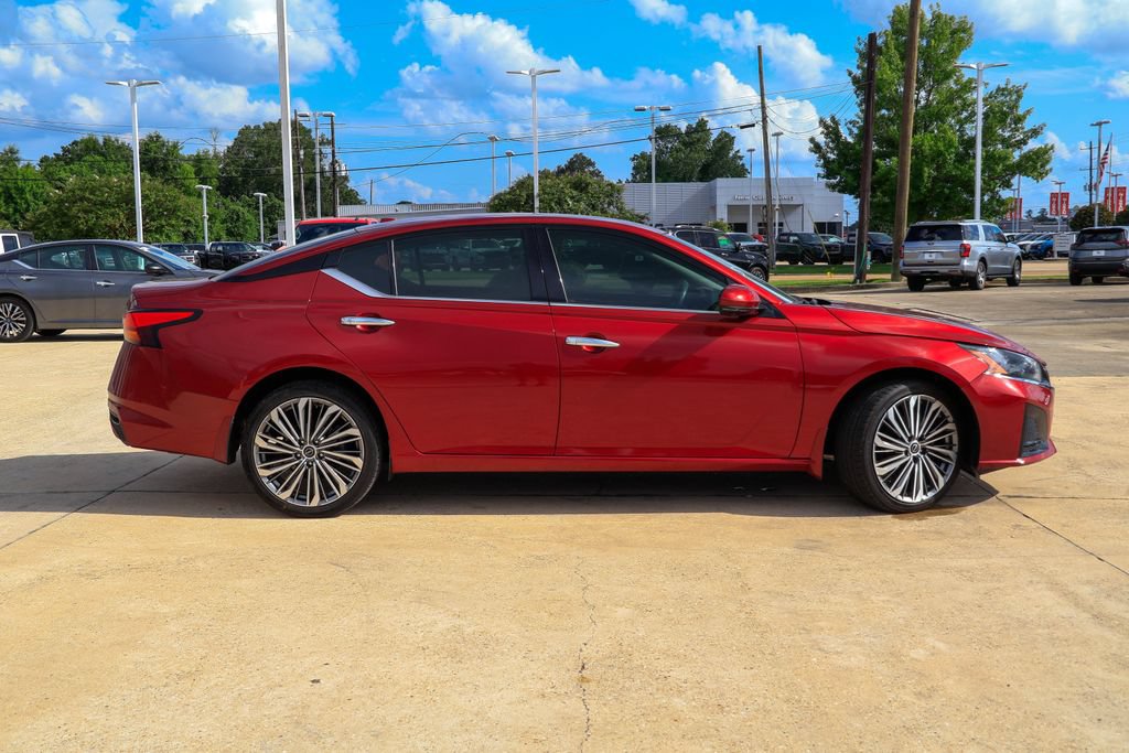 Used 2023 Nissan Altima 2.5 SL AWD/4WD image 22