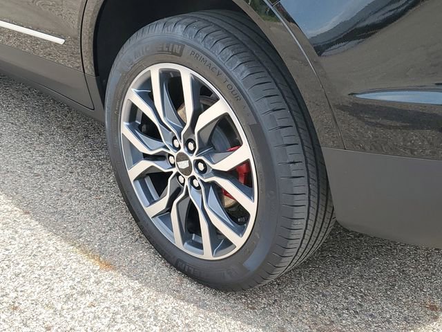 Certified 2023 Cadillac XT5 Sportv w/ LPO, Floor Liner Package AWD/4WD image 34