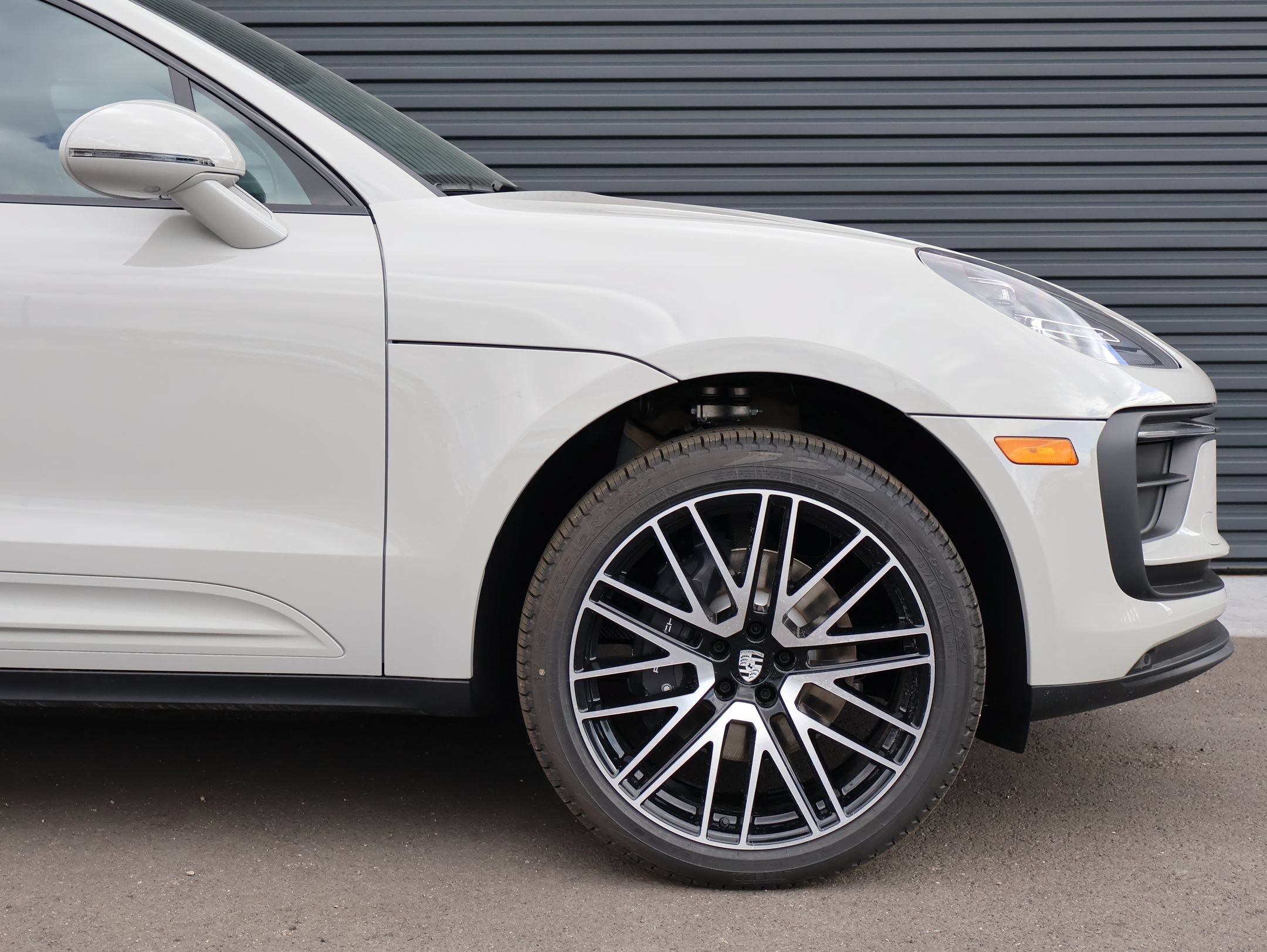 New 2026 Porsche Macan AWD/4WD image 11