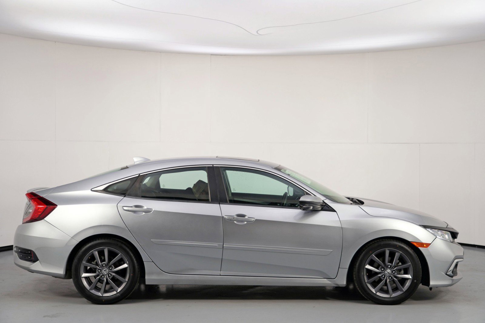 Used 2020 Honda Civic EX image 48